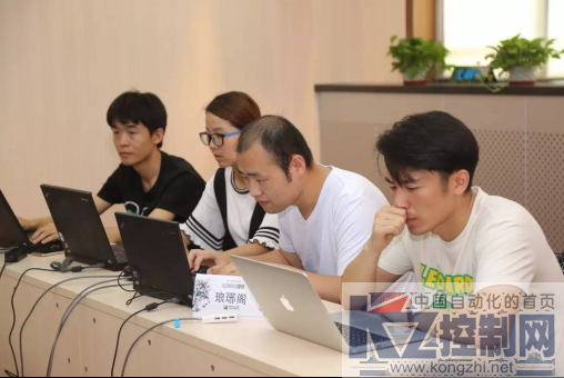绿盟科技技术大会 TechWorld 2016完美谢幕-R706.png